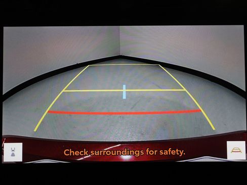 Used 2025 Toyota Camry LE image 13