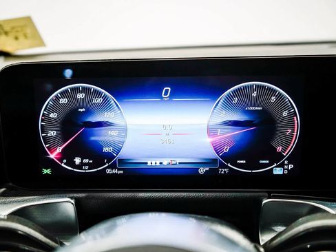 Used 2026 Mercedes-Benz GLB 250 image 24