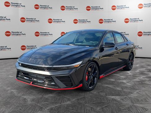 New 2025 Hyundai Elantra N image 3