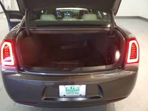 Used 2017 Chrysler 300 S w/ 300S Premium Group AWD/4WD image 6