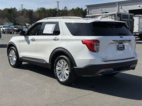Used 2022 Ford Explorer Limited w/ Limited Technology Package image 11