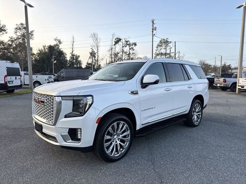 Used 2023 GMC Yukon Denali image 7