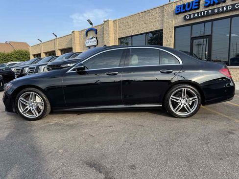 Used 2017 Mercedes-Benz E 300 4MATIC image 8