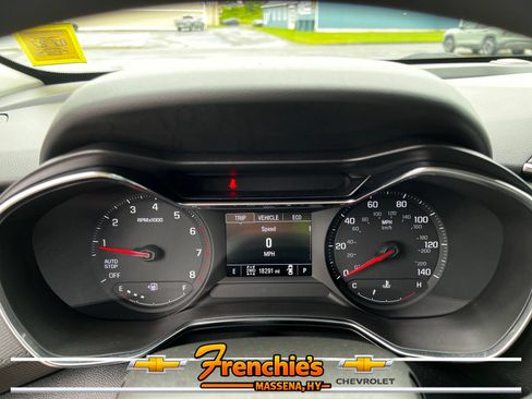 Used 2022 Chevrolet TrailBlazer LT AWD/4WD image 13