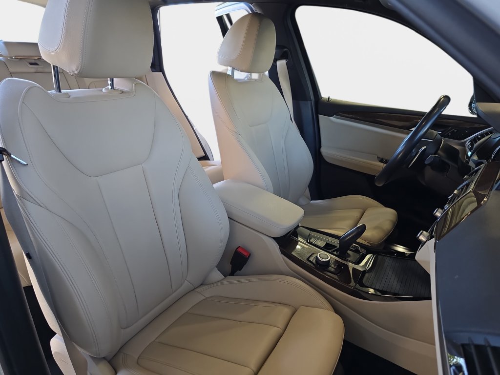 Used 2019 BMW X3 xDrive30i AWD/4WD image 12