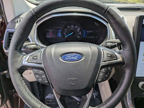Certified 2021 Ford Edge Titanium FWD image 30