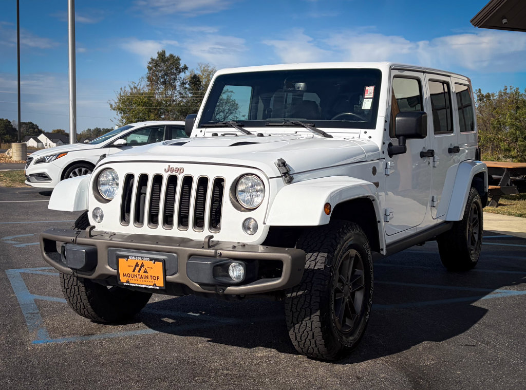 Used 2016 Jeep Wrangler Unlimited Sahara AWD/4WD image 13