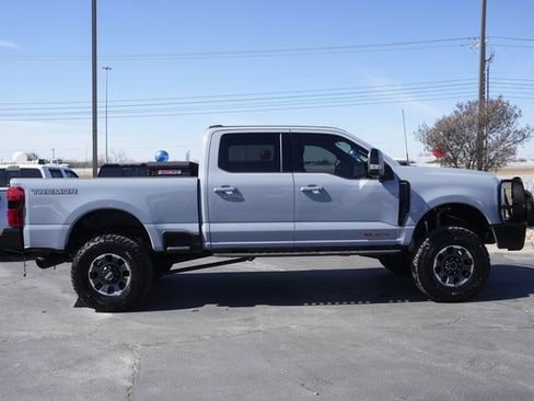 Used 2024 Ford F250 Lariat w/ Tremor Off-Road Package image 6