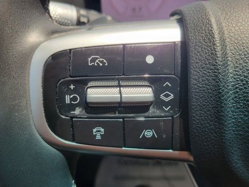 Used 2025 Genesis GV80 2.5T Standard AWD/4WD image 20