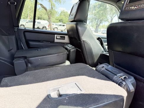 Used 2015 Ford Expedition Limited w/ Equipment Group 301A RWD image 19