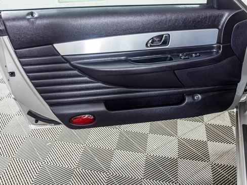 Used 2004 Ford Thunderbird RWD image 30