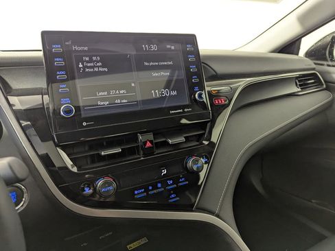 Used 2023 Toyota Camry SE w/ Cold Weather Package FWD image 69