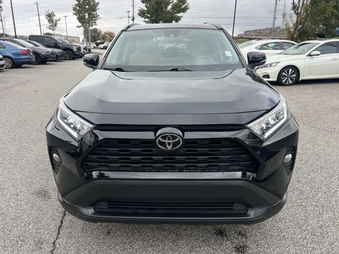 Used 2021 Toyota RAV4 XLE image 2