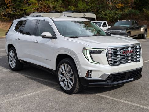 Used 2024 GMC Acadia Denali w/ Super Cruise Package image 11