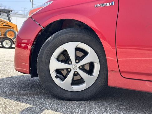 Used 2015 Toyota Prius Two image 8