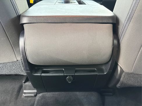 Used 2020 Toyota Tundra SR AWD/4WD image 26