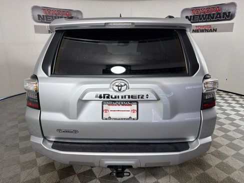 Used 2024 Toyota 4Runner SR5 Premium w/ Moonroof Package RWD image 6
