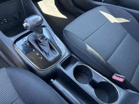 Used 2018 Kia Forte LX w/ LX Rear Camera Package image 28