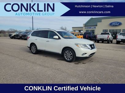 Used 2016 Nissan Pathfinder SL w/ SL Tech Package