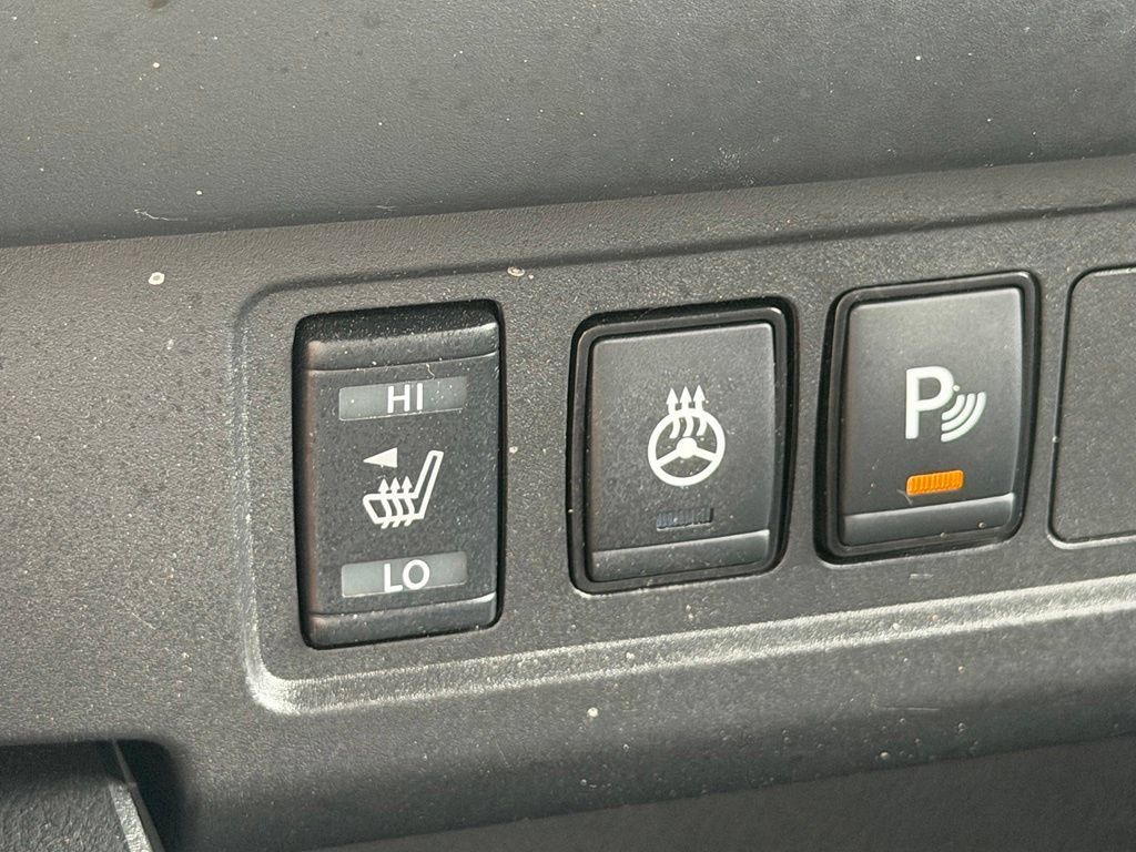 Used 2026 Nissan Frontier SV w/ SV Convenience Package AWD/4WD image 4