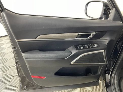 Certified 2022 Kia Telluride EX w/ EX Premium Package FWD image 15