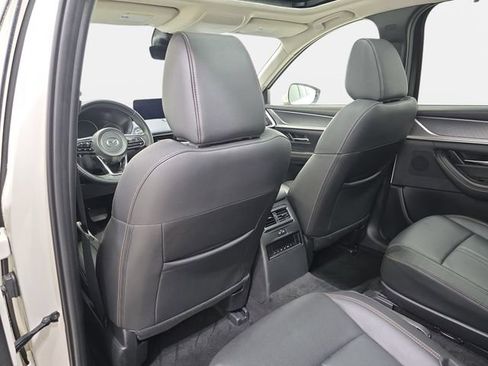 Used 2024 MAZDA CX-90 3.3 Turbo w/ Premium Package AWD/4WD image 12