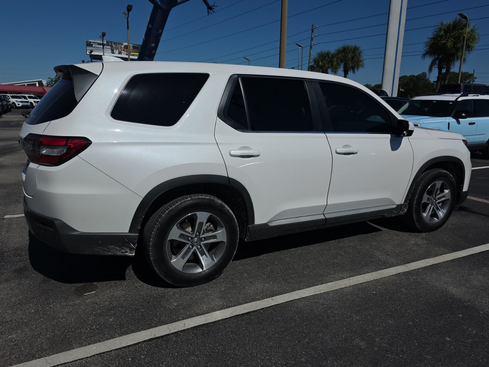 Used 2025 Honda Pilot EX-L image 5