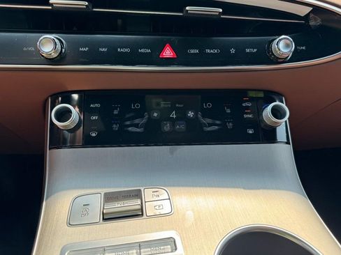 New 2026 Genesis GV70 2.5T Advanced image 14