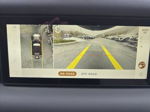 Used 2023 Land Rover Defender 110 X-Dynamic SE image 23