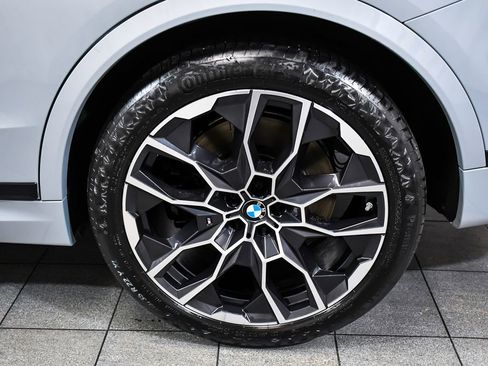 Used 2026 BMW X7 M60i AWD/4WD image 8