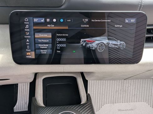 Used 2023 Maserati MC20 Spyder RWD image 12