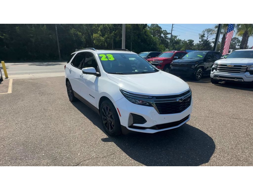 Used 2023 Chevrolet Equinox RS w/ RS Leather Package FWD image 8