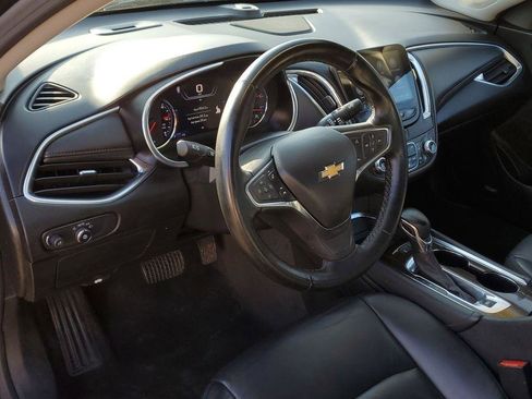 Used 2024 Chevrolet Malibu LT image 9