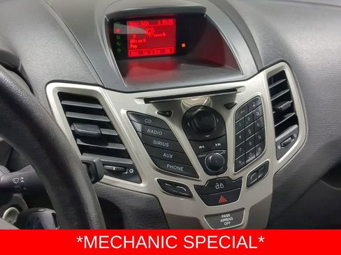 Used 2013 Ford Fiesta SE image 35