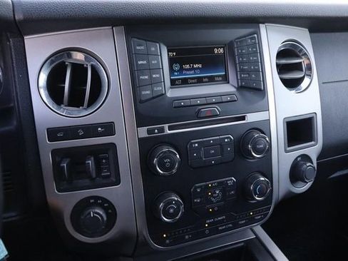 Used 2017 Ford Expedition EL XLT w/ Equipment Group 201A AWD/4WD image 17