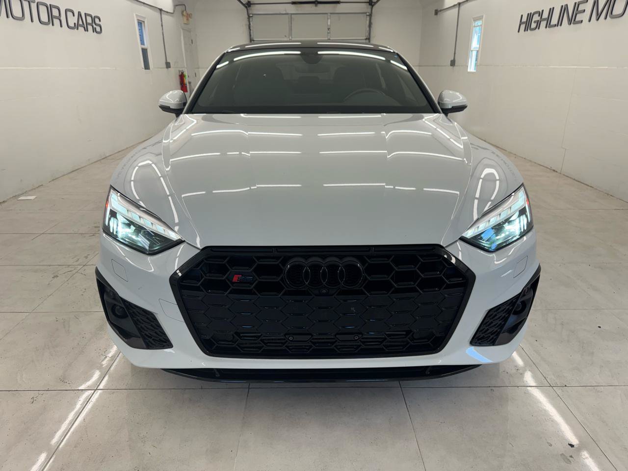 Used 2022 Audi S5 Prestige AWD/4WD image 2