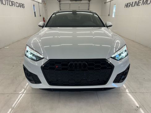 Used 2022 Audi S5 Prestige AWD/4WD image 2