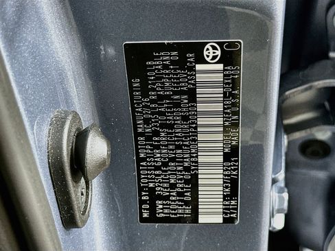 Used 2026 Toyota Corolla LE FWD image 12