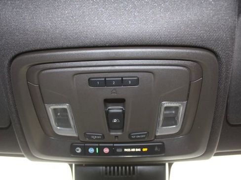Used 2024 GMC Sierra 1500 Denali w/ Technology Package AWD/4WD image 35