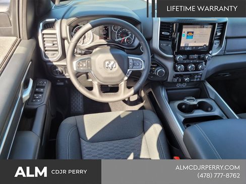New 2026 RAM 1500 Big Horn AWD/4WD image 8