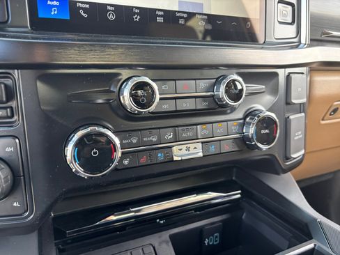 New 2026 Ford F350 Lariat w/ Lariat Ultimate Package image 30