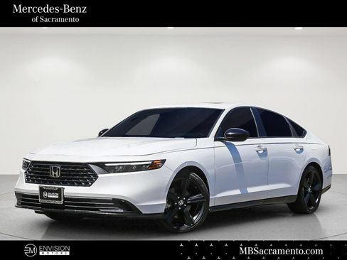 Used 2024 Honda Accord Sport image 1