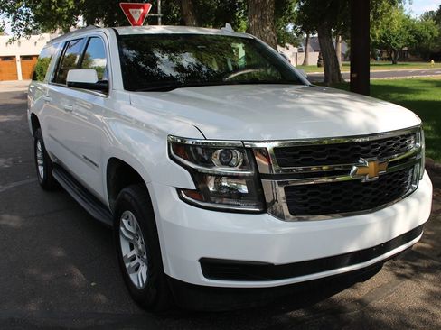 Used 2020 Chevrolet Suburban LT RWD image 49