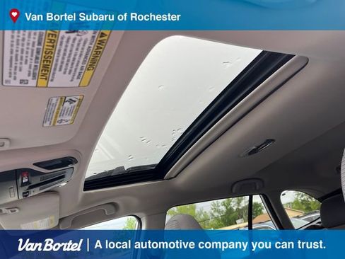 Used 2022 Subaru Outback Premium AWD/4WD image 14