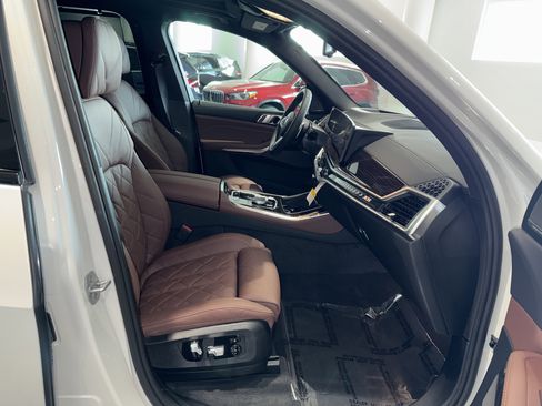 New 2026 BMW X5 sDrive40i w/ M Sport Package image 9