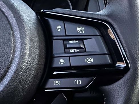 Used 2025 Subaru Forester Touring image 27