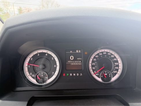 Used 2013 RAM 1500 Express image 22