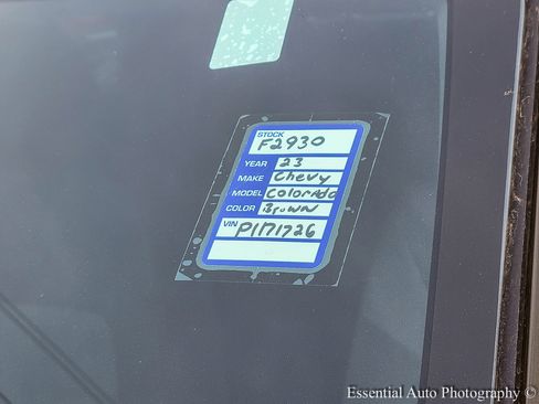 Used 2023 Chevrolet Colorado W/T image 35