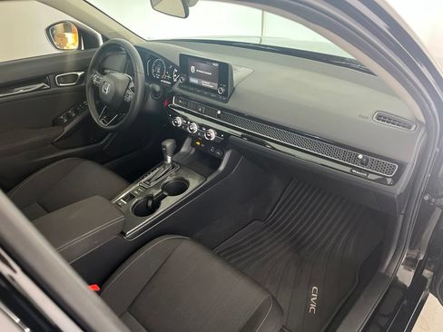 Used 2024 Honda Civic EX image 18
