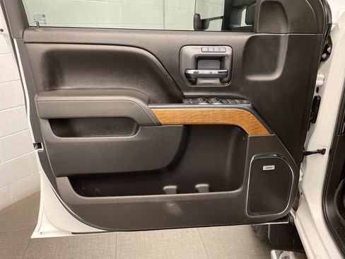 Used 2016 Chevrolet Silverado 2500 LTZ w/ Duramax Plus Package AWD/4WD image 20